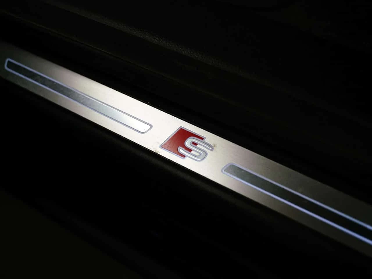 Audi Q7 * quattro Progressiv * CARFAX * ���� �� �� | Mobile.bg � ����������� 9