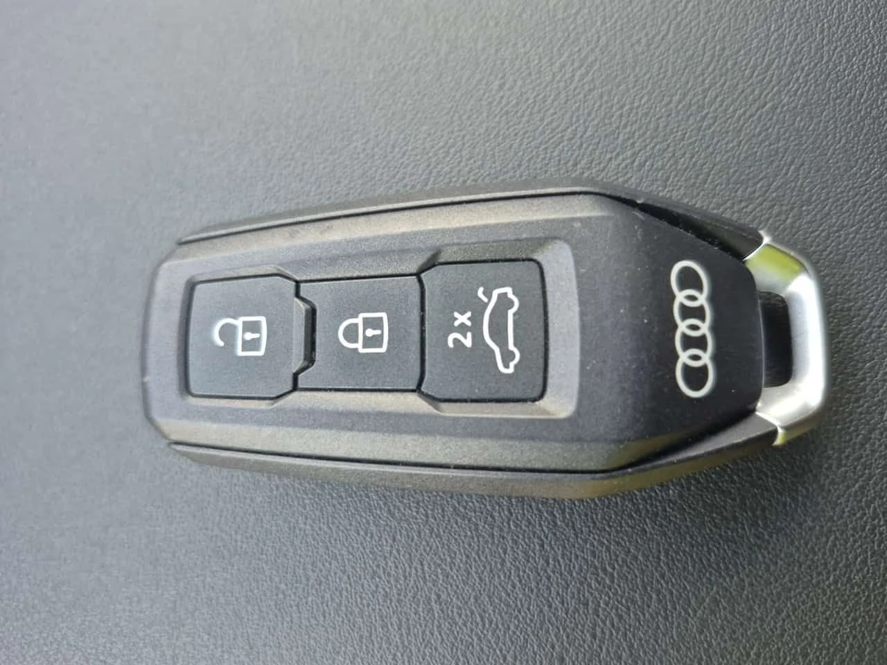 Audi Q5  PROGRESSIV / 360 / DISTRONIC / PANO, снимка 8 - Автомобили и джипове - 54813835