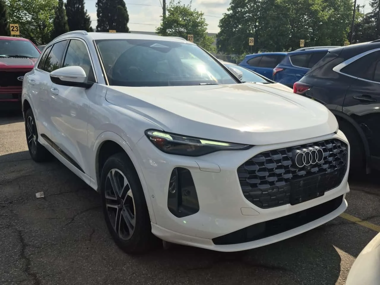 Audi Q5  PROGRESSIV / 360 / DISTRONIC / PANO, снимка 2 - Автомобили и джипове - 54813835