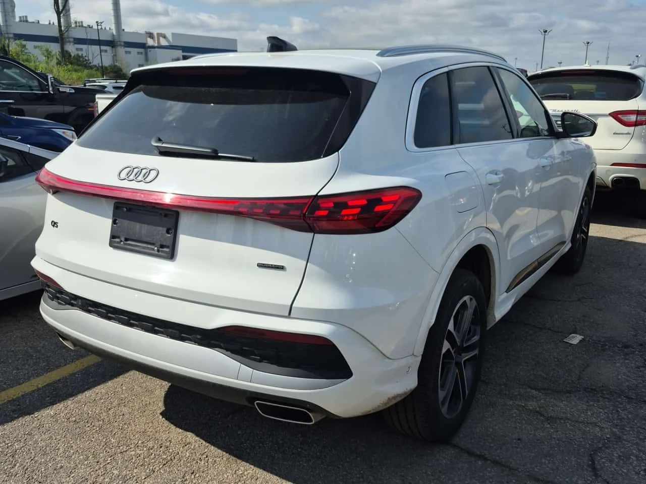 Audi Q5  PROGRESSIV / 360 / DISTRONIC / PANO, снимка 3 - Автомобили и джипове - 54813835
