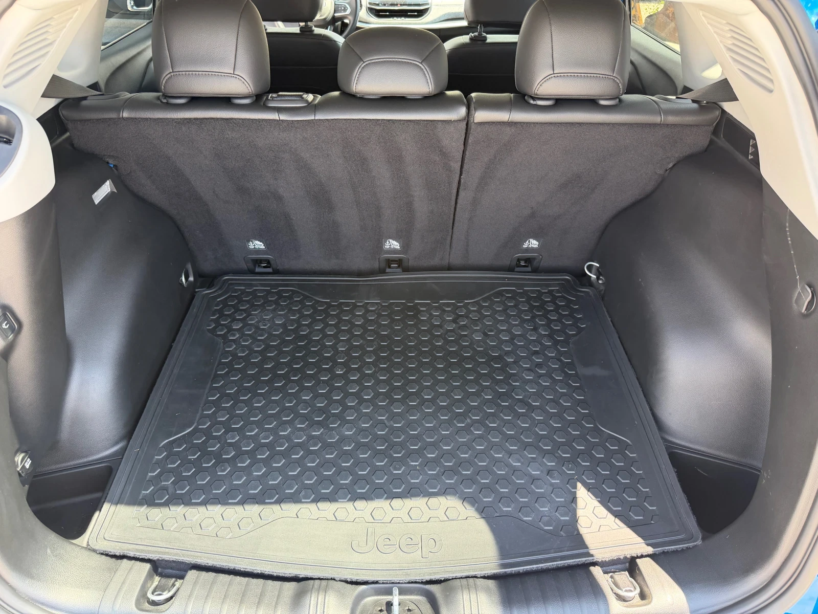 Jeep Compass 2.4L* 4X4* Digital* 83200км* , снимка 13 - Автомобили и джипове - 55325785