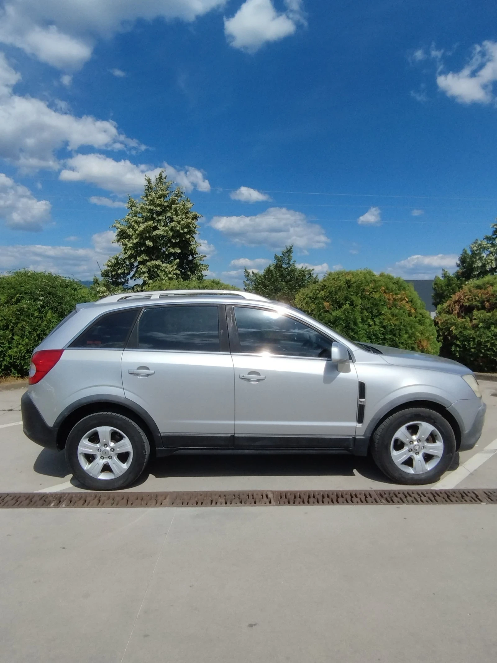 Opel Antara 2.4 LPG, снимка 4 - Автомобили и джипове - 55398410