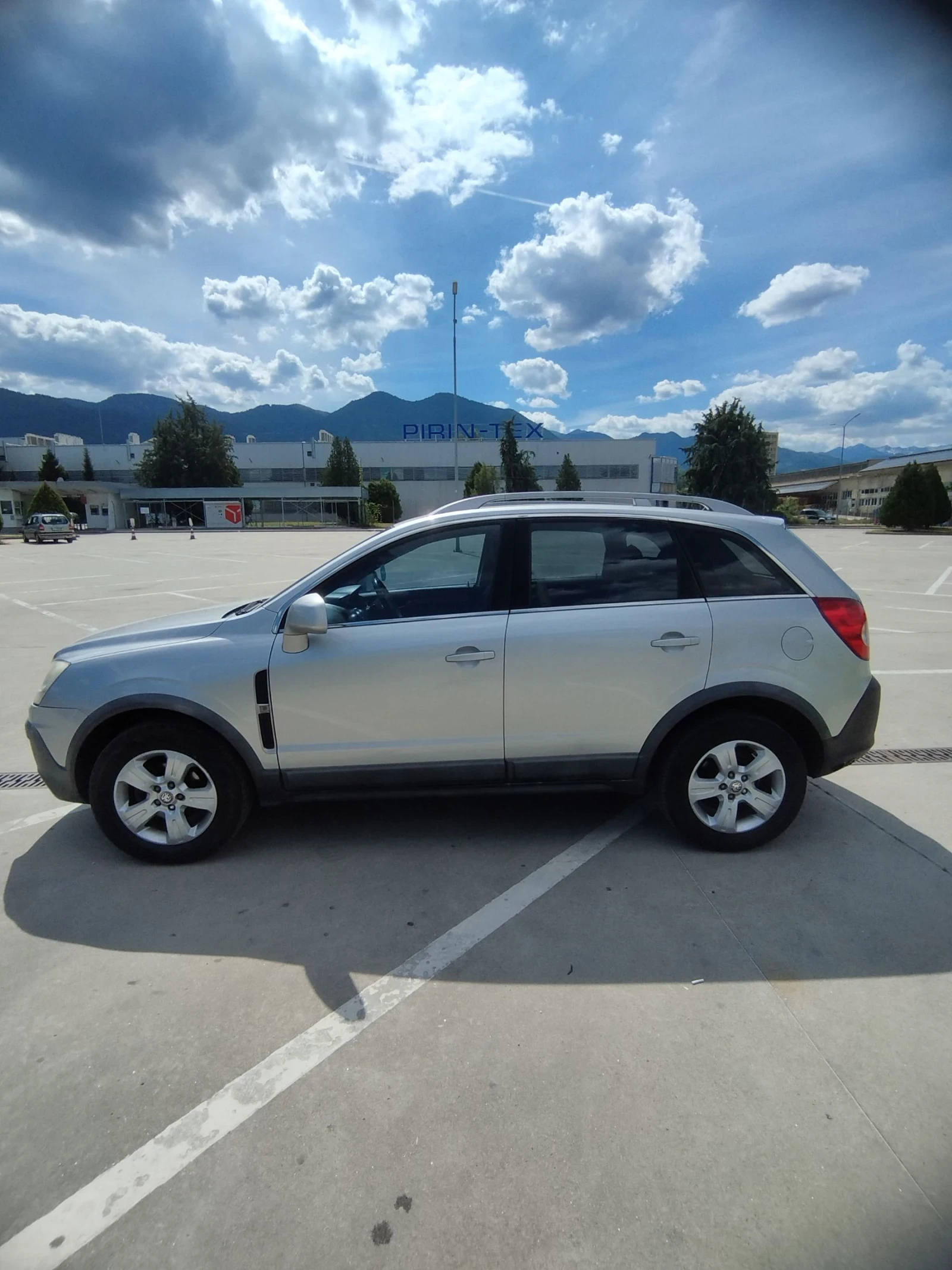 Opel Antara 2.4 LPG, снимка 8 - Автомобили и джипове - 55398410