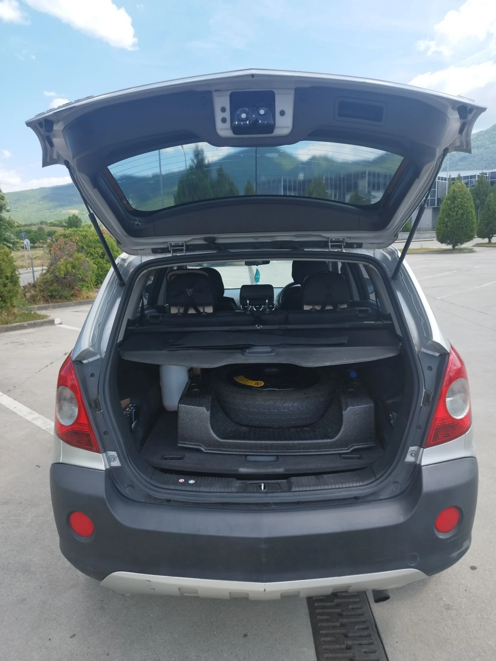Opel Antara 2.4 LPG, снимка 13 - Автомобили и джипове - 55398410