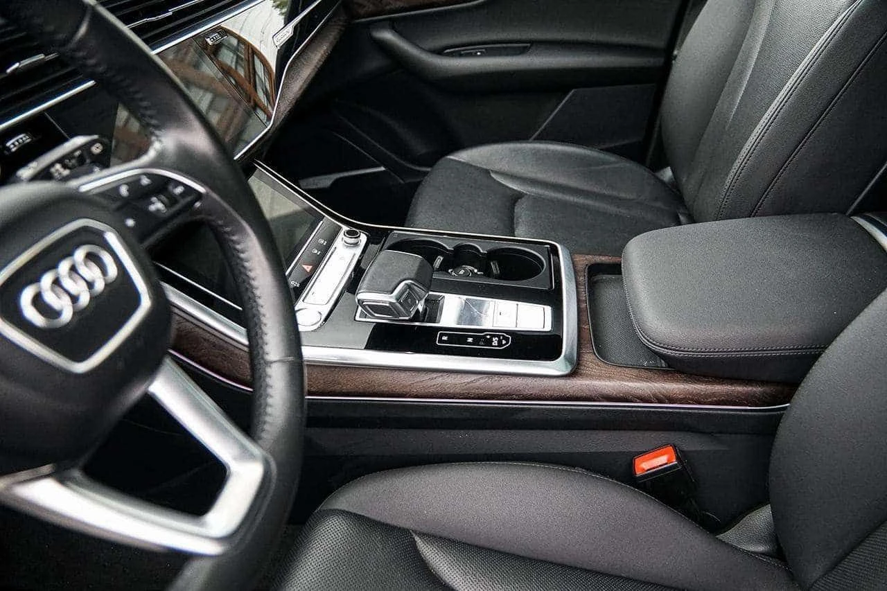 Audi Q7 Technik S LINE QUATTRO | 7 PASS| HUD| NAVI| PANO  , снимка 16 - Автомобили и джипове - 55614623