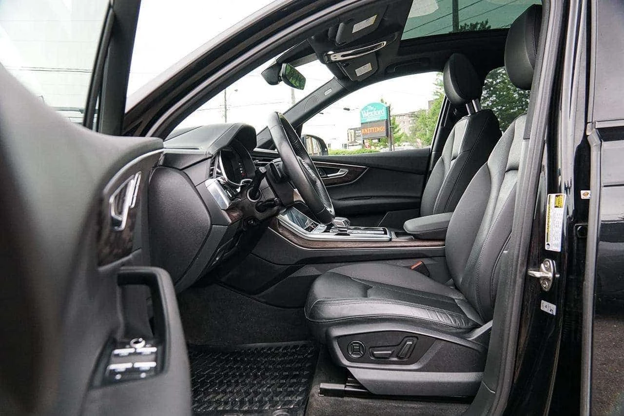 Audi Q7 Technik S LINE QUATTRO | 7 PASS| HUD| NAVI| PANO  , снимка 12 - Автомобили и джипове - 55614623