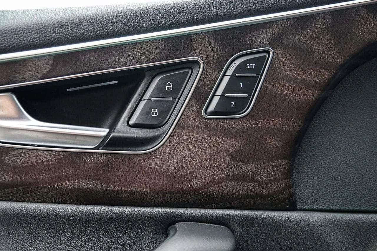 Audi Q7 Technik S LINE QUATTRO | 7 PASS| HUD| NAVI| PANO  , снимка 10 - Автомобили и джипове - 55614623