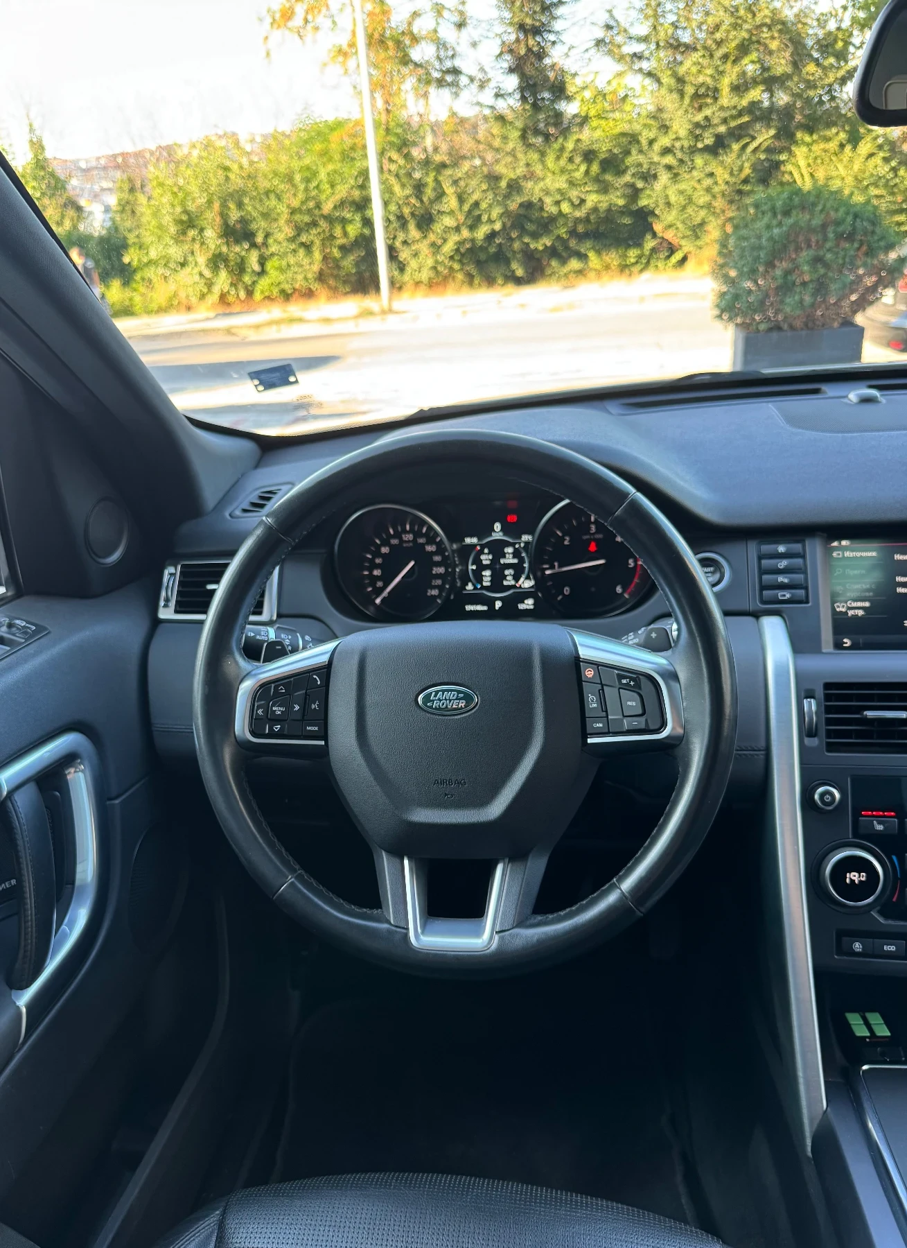 Land Rover Discovery Sport TD4/4x4/9ZF, снимка 7 - Автомобили и джипове - 55690186
