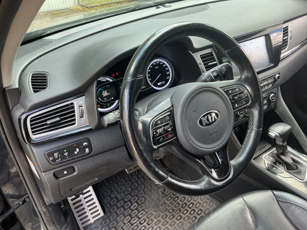 Kia Niro 1.6 Hybrid Spirit, снимка 8 - Автомобили и джипове - 55936932