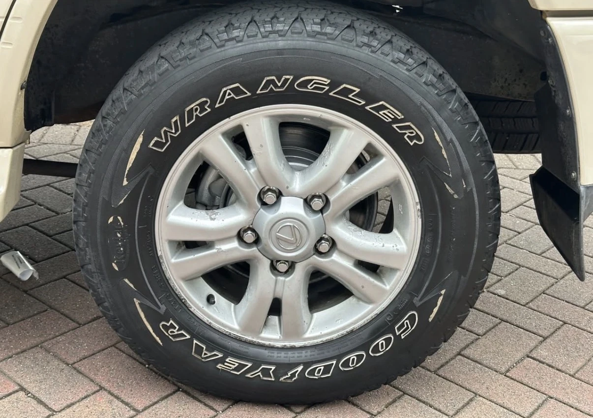 Lexus LX 470 * ������ �� ��� * MARK LEVINSON * 4WD * ���� �� �� | Mobile.bg � ����������� 8