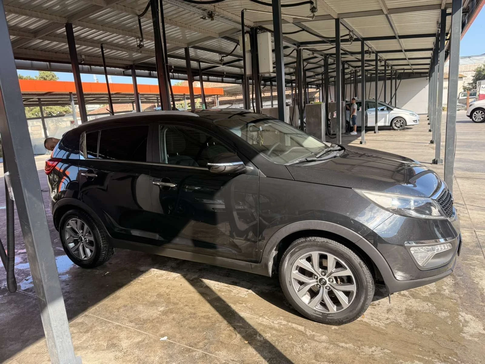 Kia Sportage 1600, снимка 3 - Автомобили и джипове - 56266203