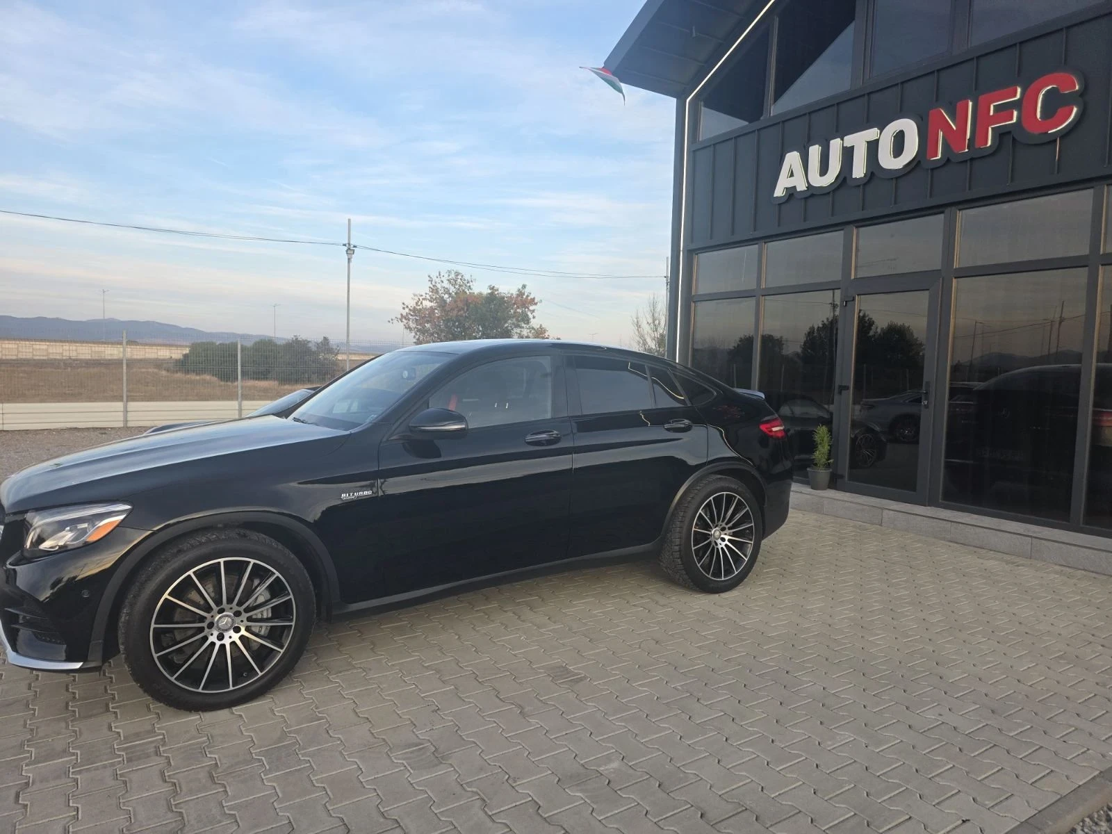Mercedes-Benz GLC 43 AMG Coupe , снимка 7 - Автомобили и джипове - 56334492