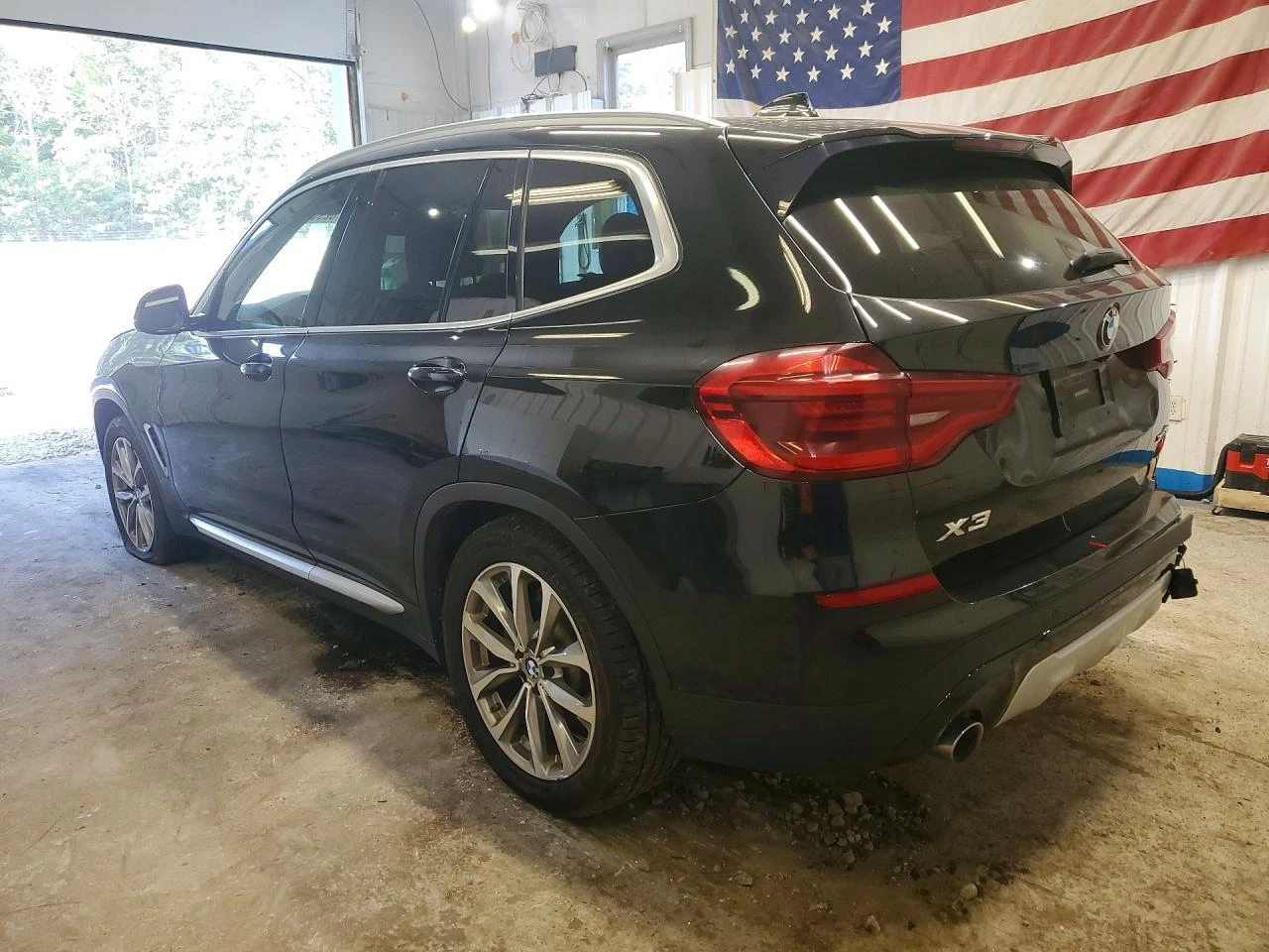 BMW X3 2.0l xDrive30I, снимка 2 - Автомобили и джипове - 56340497
