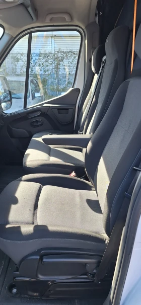 Renault Master Товарен, снимка 17