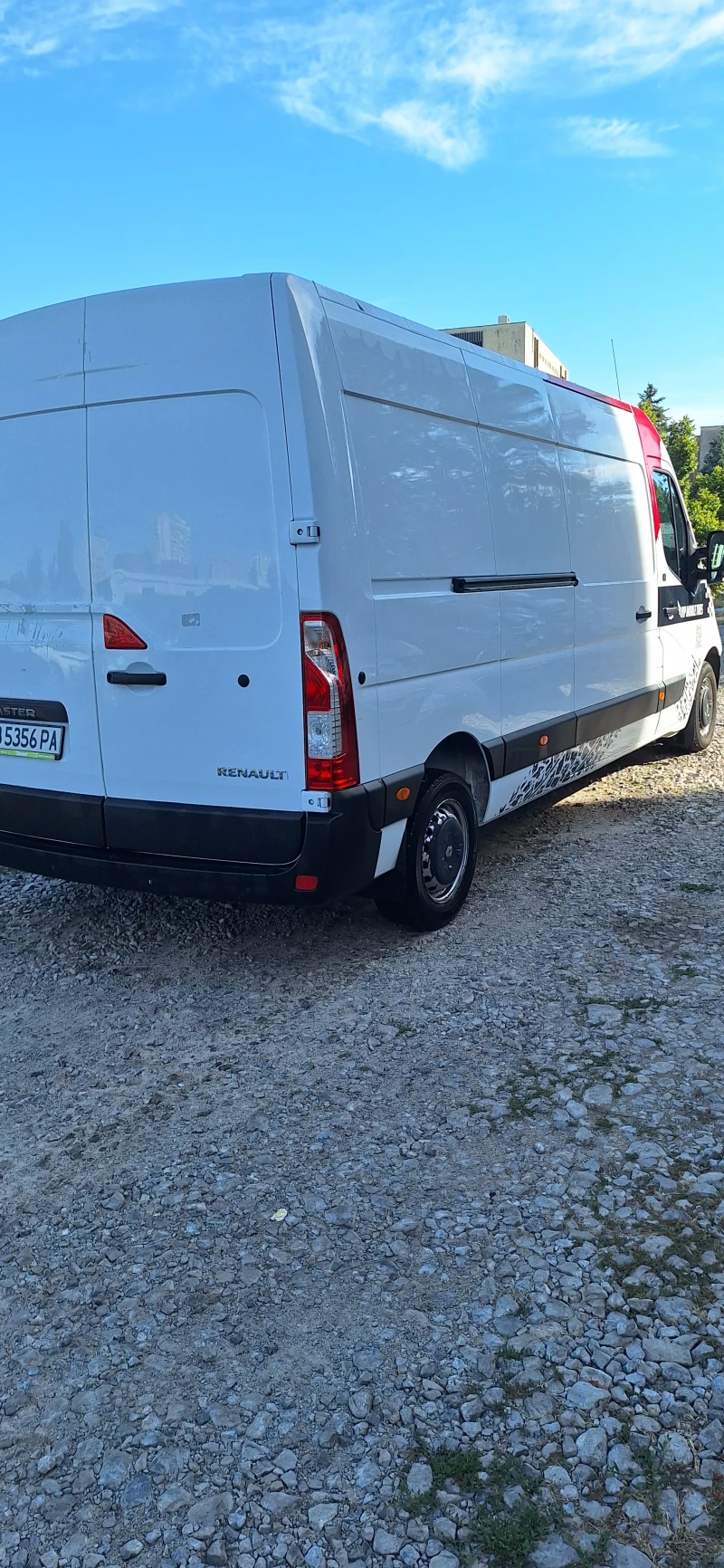 Renault Master Товарен, снимка 10 - Бусове и автобуси - 52229630