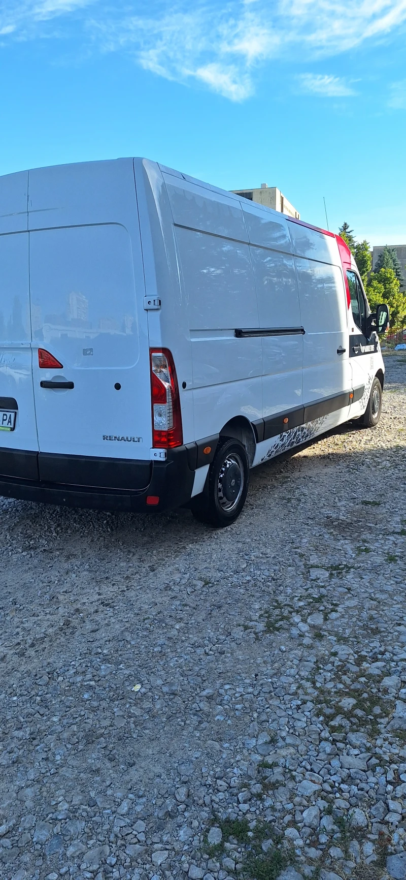 Renault Master Товарен, снимка 9 - Бусове и автобуси - 52229630