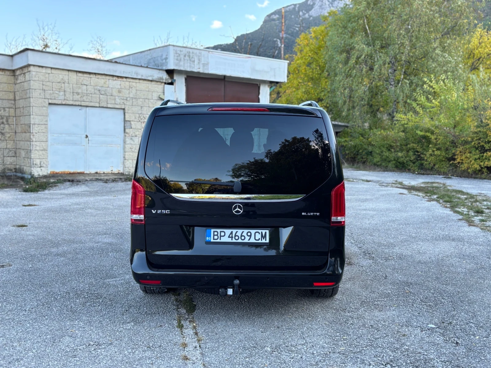 Mercedes-Benz V 250  - изображение 6