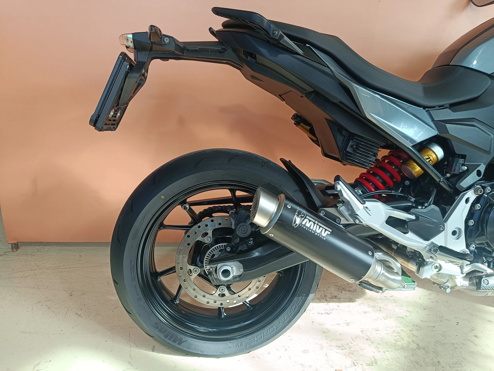 BMW F 900R ABS TC LED - изображение 9