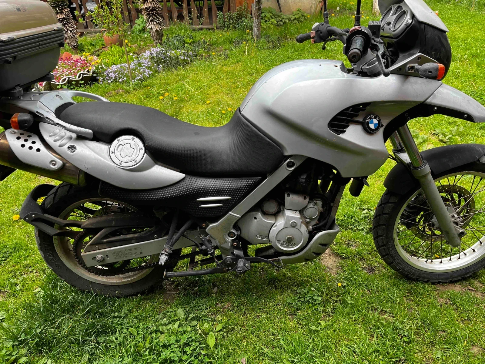 BMW F
