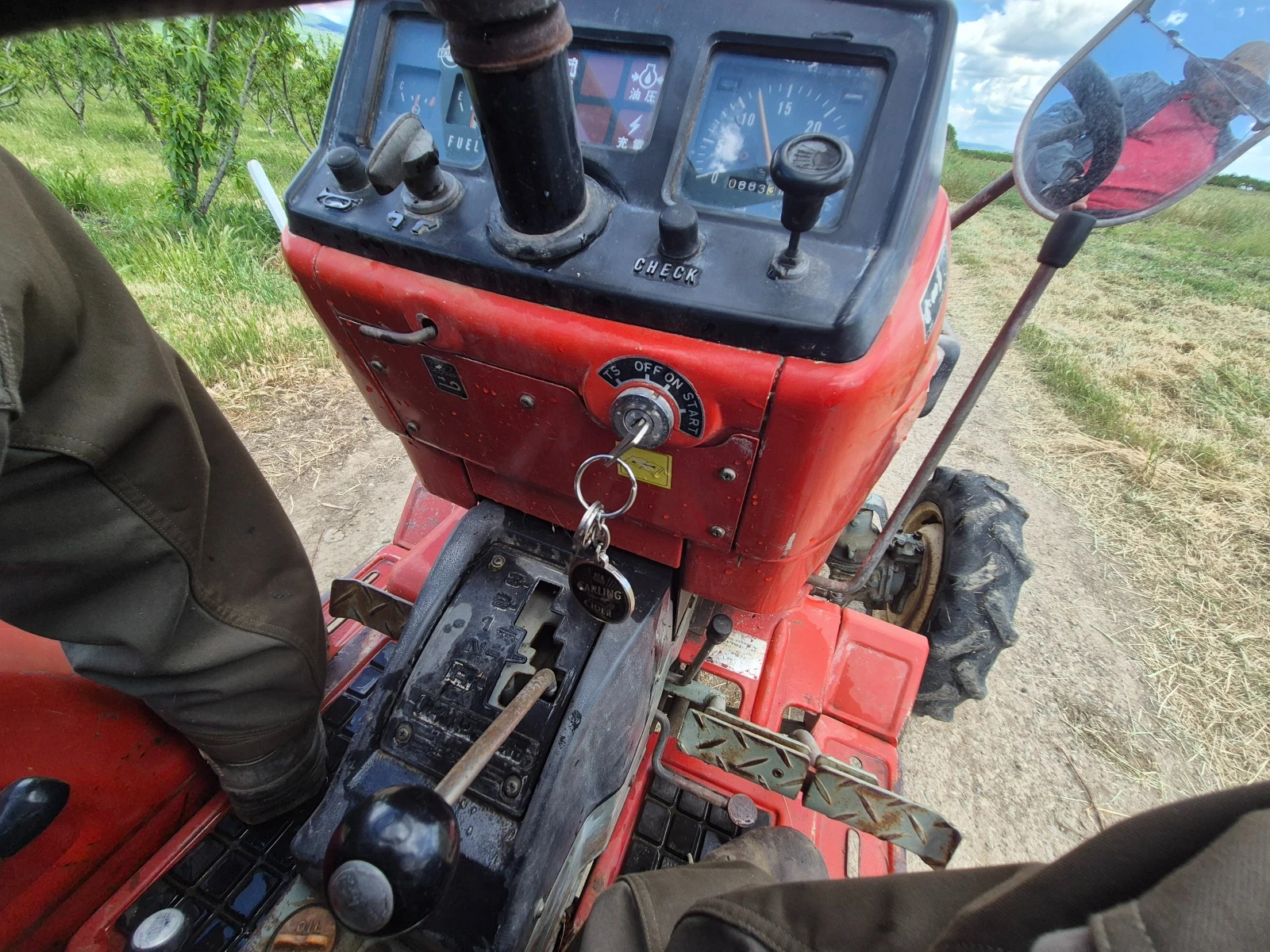 Трактор Yanmar YM1610D, снимка 9 - Селскостопанска техника - 54728568