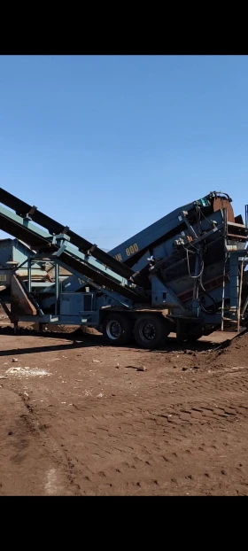 Машини за насипни материали Друга powerscreen turbo chieftain, снимка 7