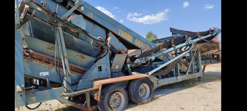 Машини за насипни материали Друга powerscreen turbo chieftain, снимка 5 - Индустриална техника - 48339016