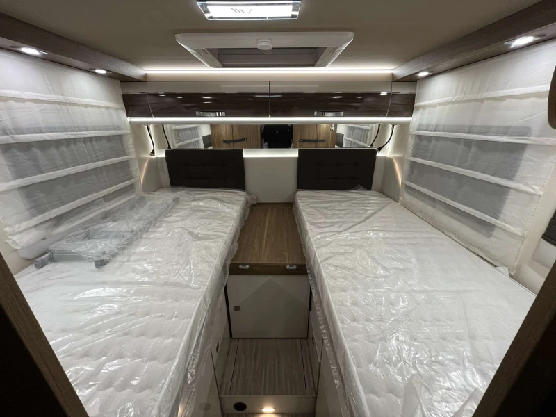 Кемпер Mobilvetta Krosser P64 2025 Двоен под, снимка 5 - Каравани и кемпери - 51373175