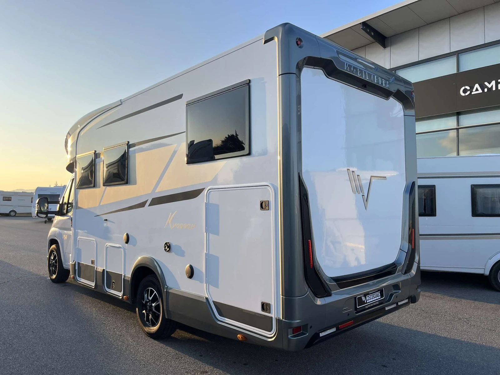 Кемпер Mobilvetta Krosser P64 2025 Двоен под* Зимна версия - изображение 2