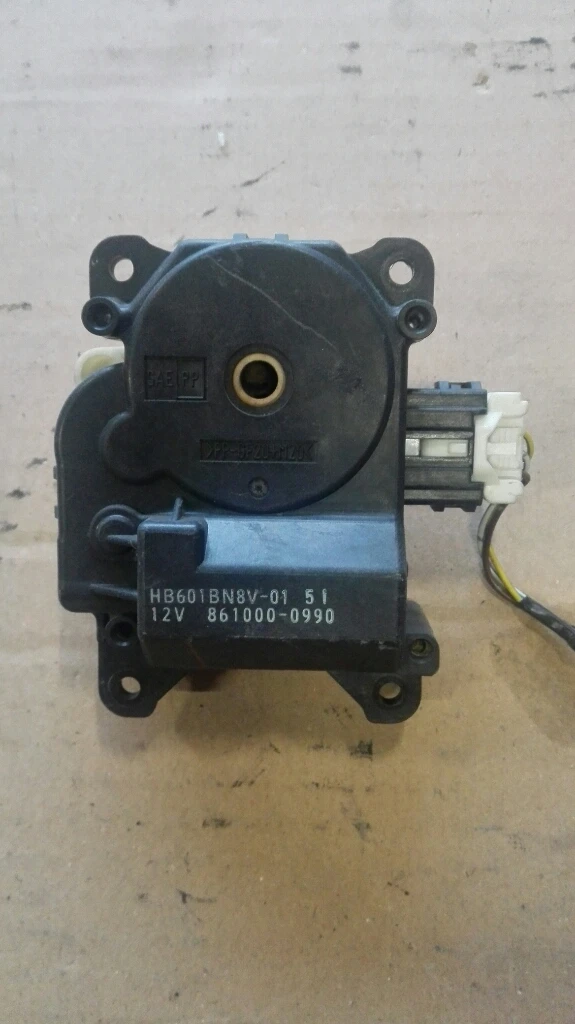     3 ( 5) 1,6 | Mobile.bg   1