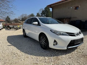 Toyota Auris 1.6i , снимка 7