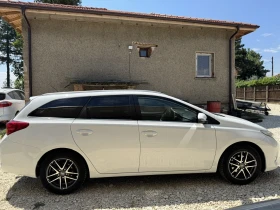 Toyota Auris 1.6i , снимка 6