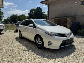 Toyota Auris 1.6i , снимка 7