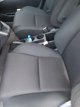 Toyota Corolla verso, снимка 2