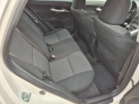 Toyota Auris 1.4D4D-Италия-Фейслифт  - 4200 € / 8214.49 лв. - 17387515 11