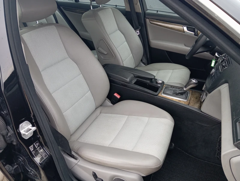 Mercedes-Benz C 220 ЛИЗИНГ , снимка 9 - Автомобили и джипове - 50983449