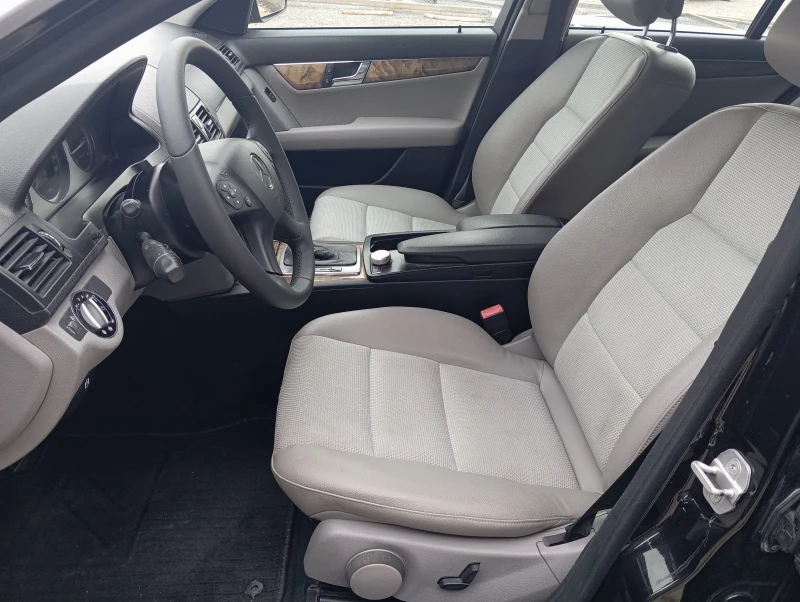 Mercedes-Benz C 220 ЛИЗИНГ , снимка 7 - Автомобили и джипове - 50983449