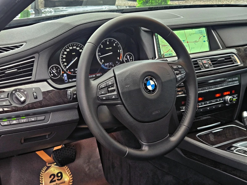 BMW 740 XD/FACE/GERMANY/DISTR/HEAD UP/ВАКУУМ/CAMERA/ПОДГРЕ, снимка 9 - Автомобили и джипове - 51989537