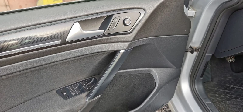 VW Golf 7         4-motion Distronic, снимка 14 - Автомобили и джипове - 52356466