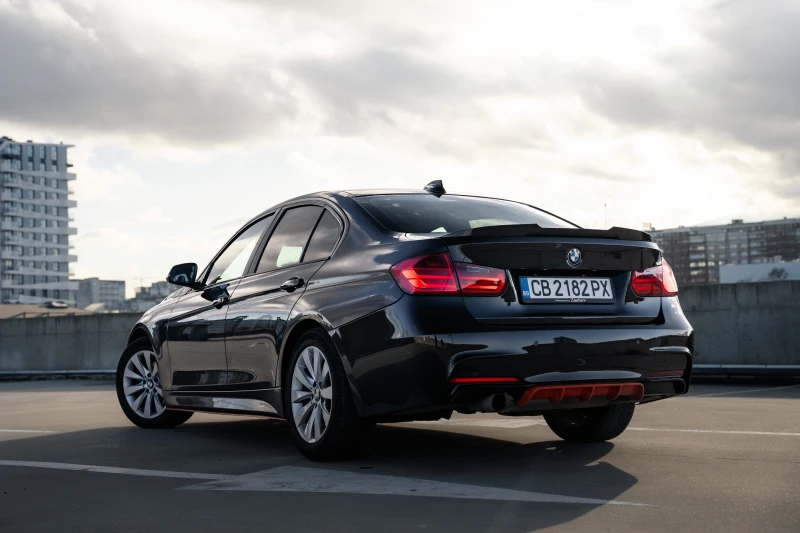 BMW 320, снимка 2 - Автомобили и джипове - 52989575