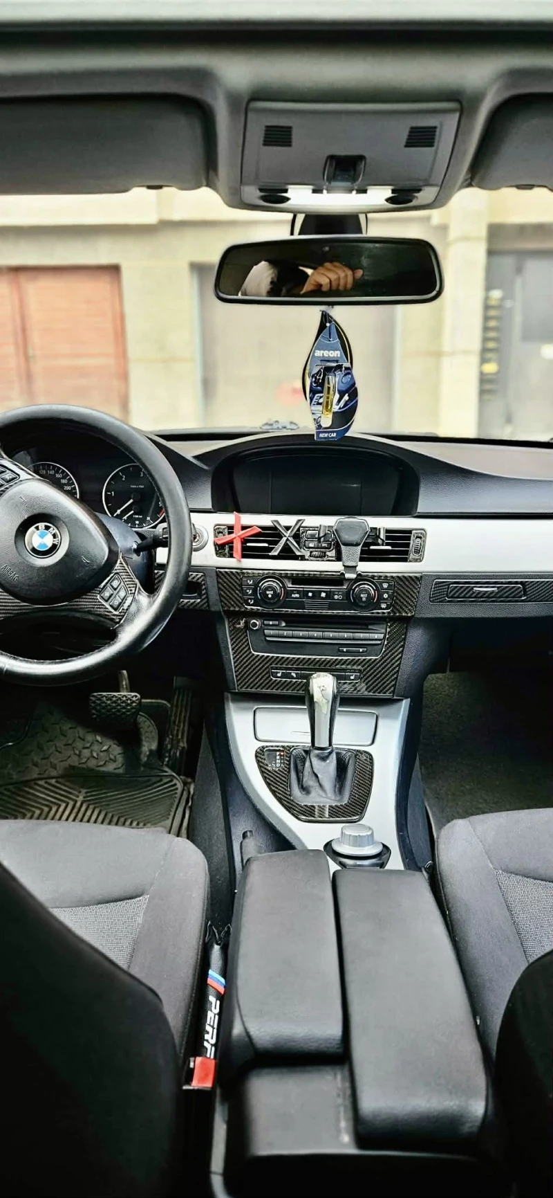 BMW 320, снимка 11 - Автомобили и джипове - 53273775