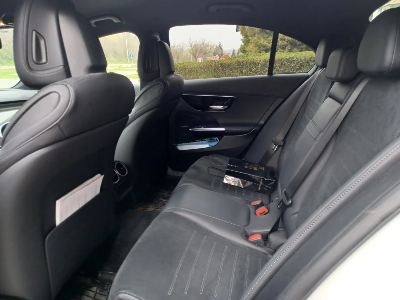 Mercedes-Benz C 300 4 MATIC, снимка 8 - Автомобили и джипове - 53509668