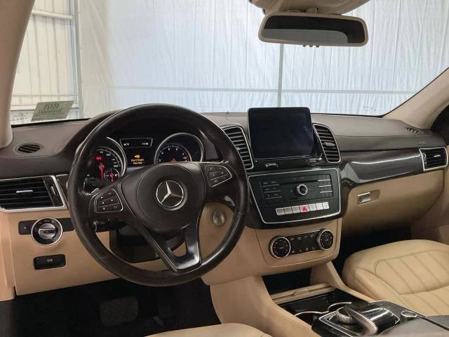 Mercedes-Benz GLS 450 ПОДГРЕВ* ОБДУХВАНЕ* МАСАЖ* КАМЕРА* КЕЙЛЕС* FULL, снимка 8 - Автомобили и джипове - 48912056