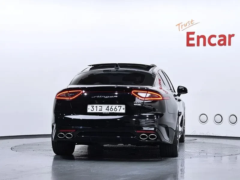 Kia Stinger 3.3 TURBO AWD GT, снимка 4 - Автомобили и джипове - 55035140