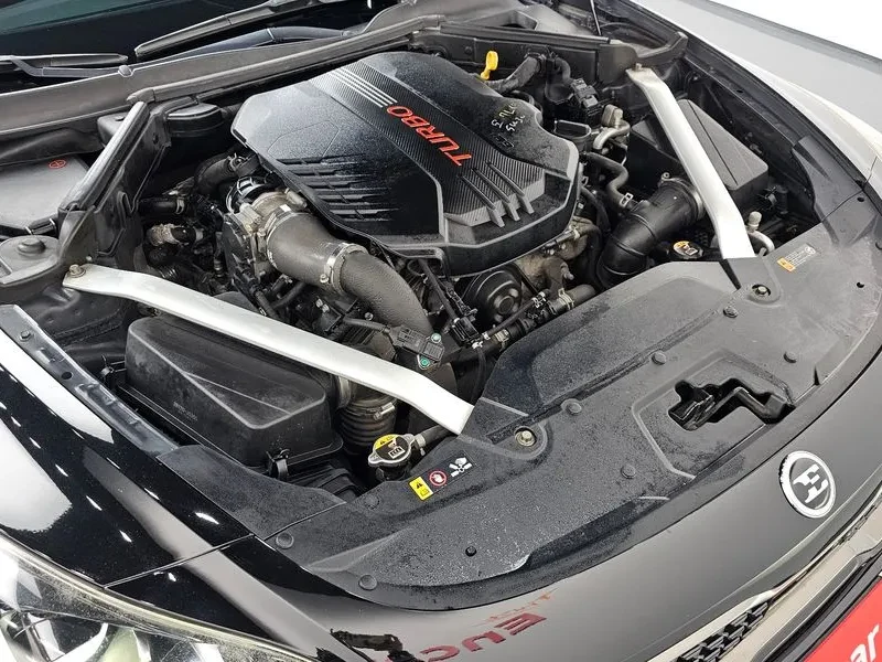 Kia Stinger 3.3 TURBO AWD GT, снимка 6 - Автомобили и джипове - 55035140