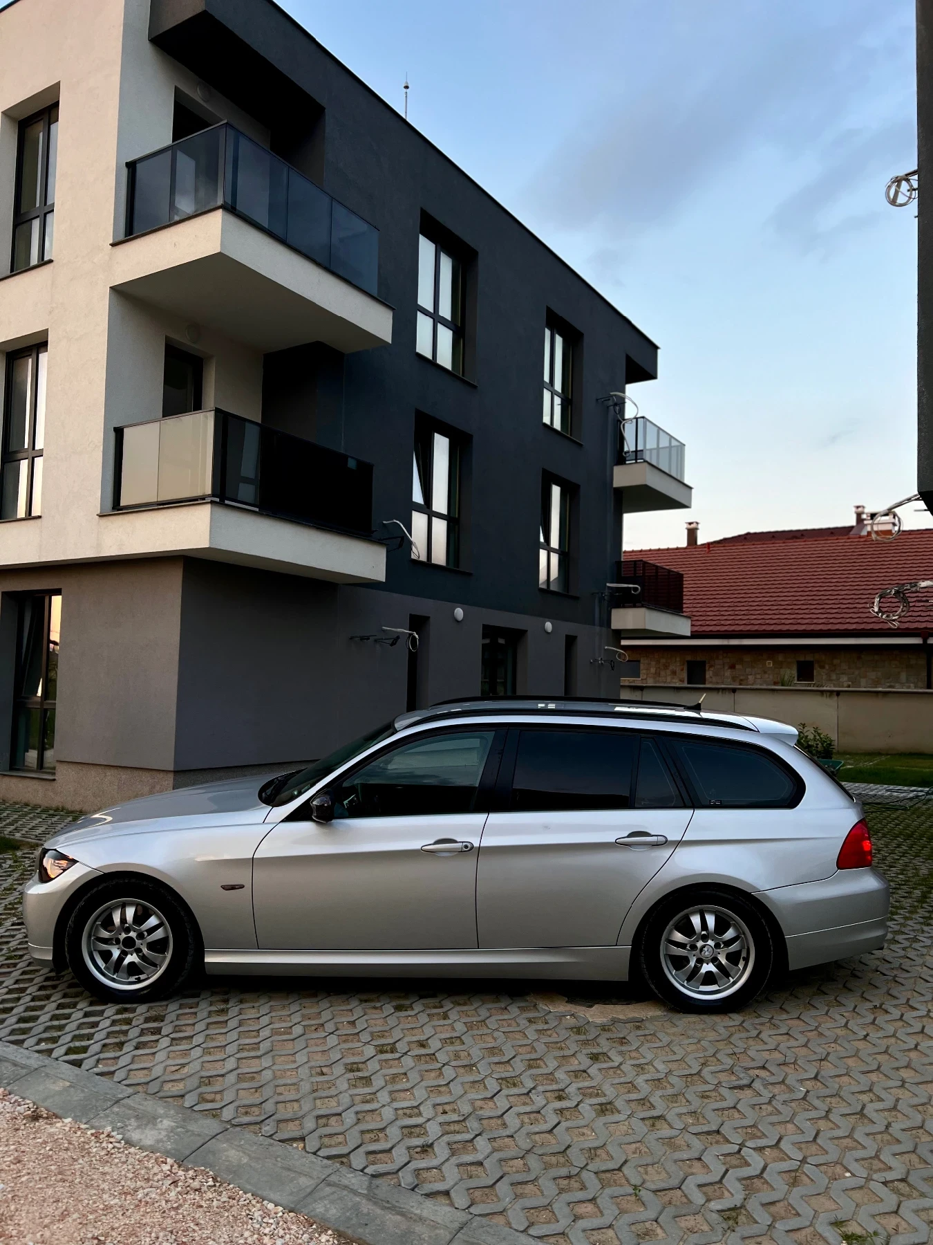 BMW 320 Бартер, Евро 5А, Navi, теглич, led, подгрев - изображение 5