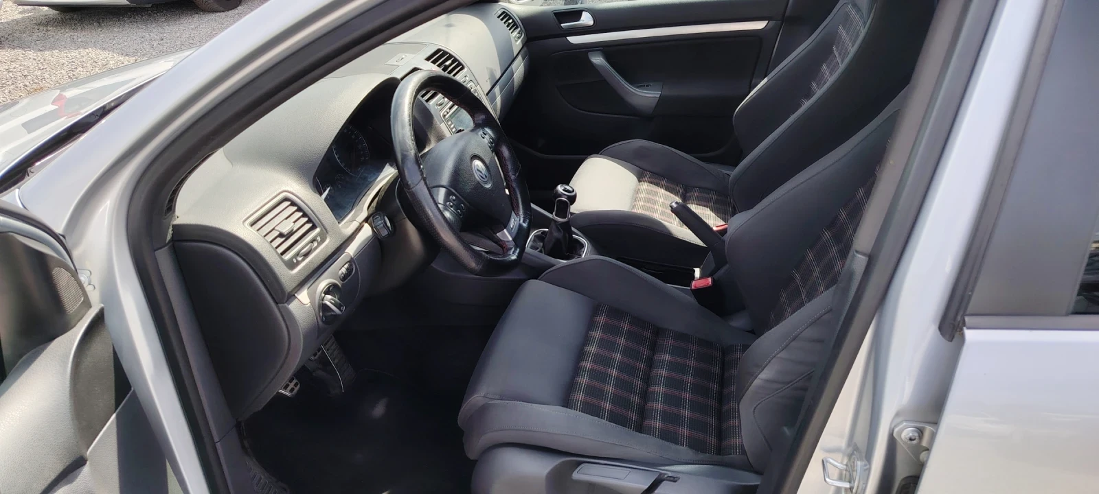 VW Golf 1, 9tdi-105к.с.GTD - изображение 7