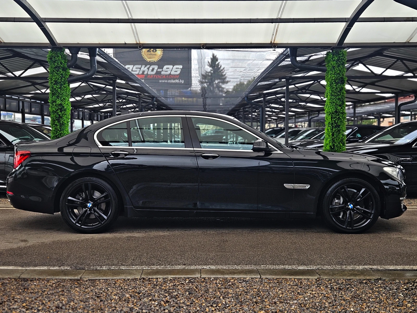 BMW 740 XD/FACE/GERMANY/DISTR/HEAD UP/ВАКУУМ/CAMERA/ПОДГРЕ - изображение 4