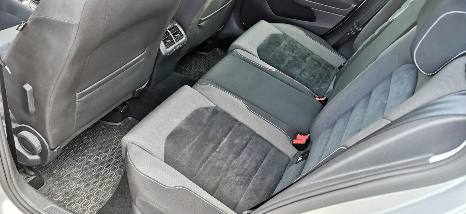 VW Golf 7         4-motion Distronic - изображение 10