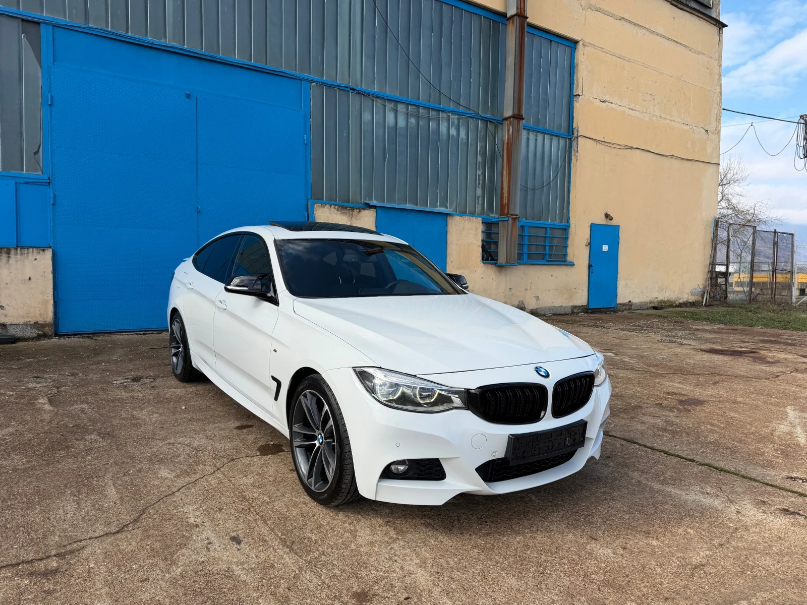 BMW 3gt Facelift* 3.0xd* M-Paket* Led* Panorama* Топ! - изображение 3