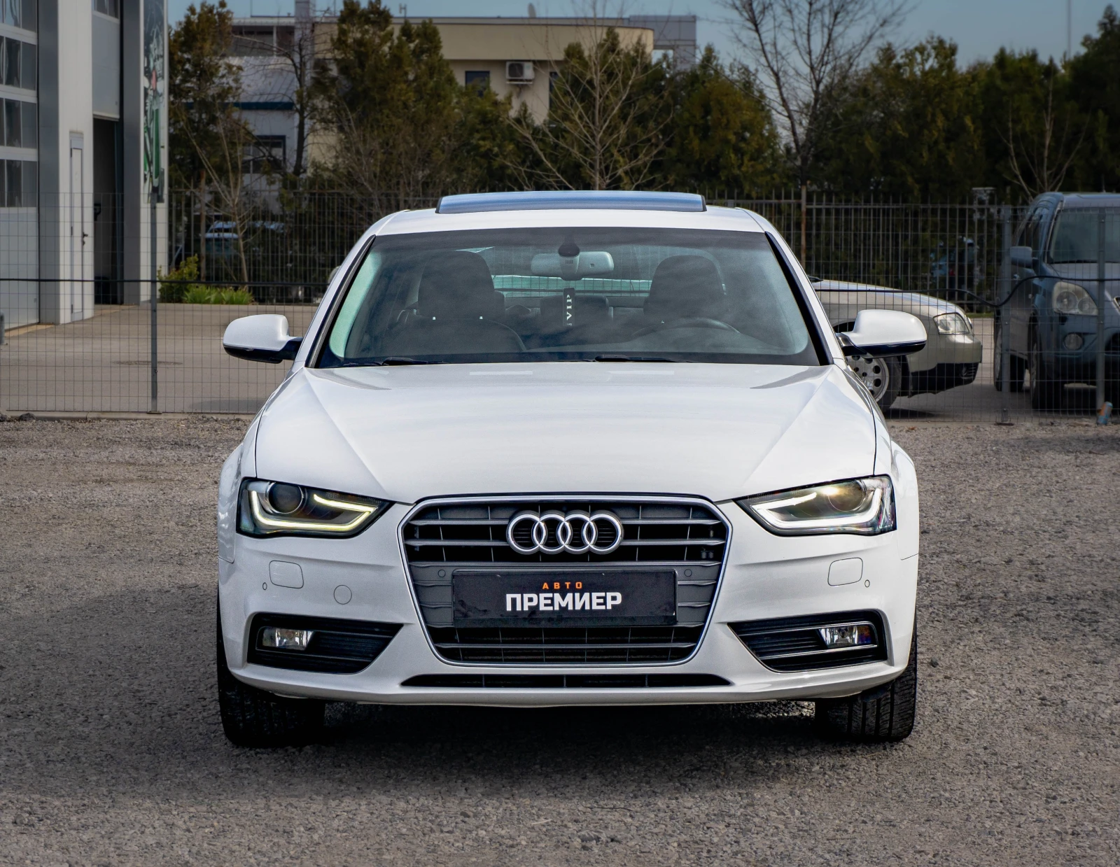 Audi A4 2.0TDI-СУПЕР СЪСТОЯНИЕ-РЕАЛНИ КМ., снимка 2 - Автомобили и джипове - 53782081